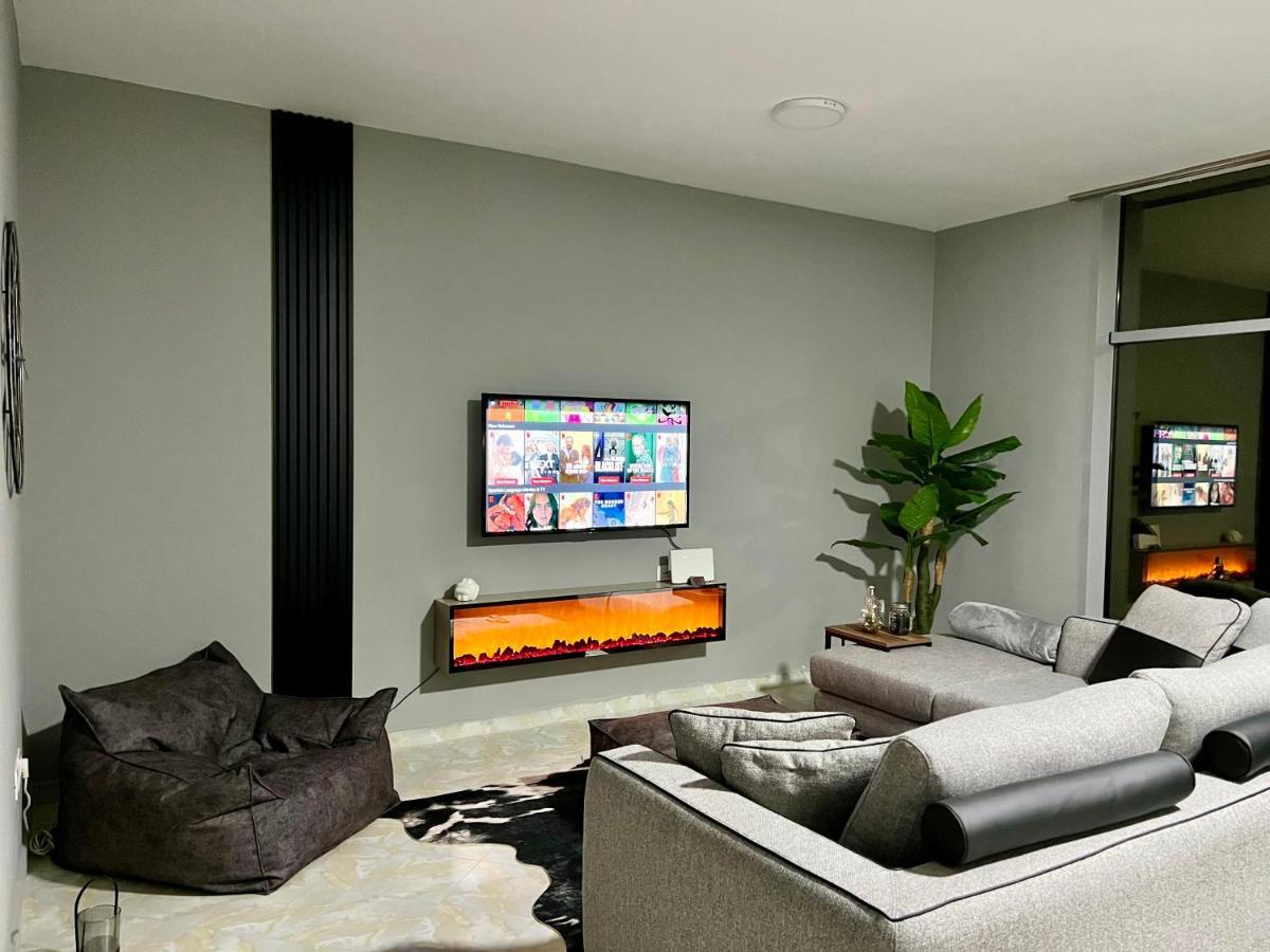 Lift @Vollga With Bbq And Patio Apartment Durres Ngoại thất bức ảnh