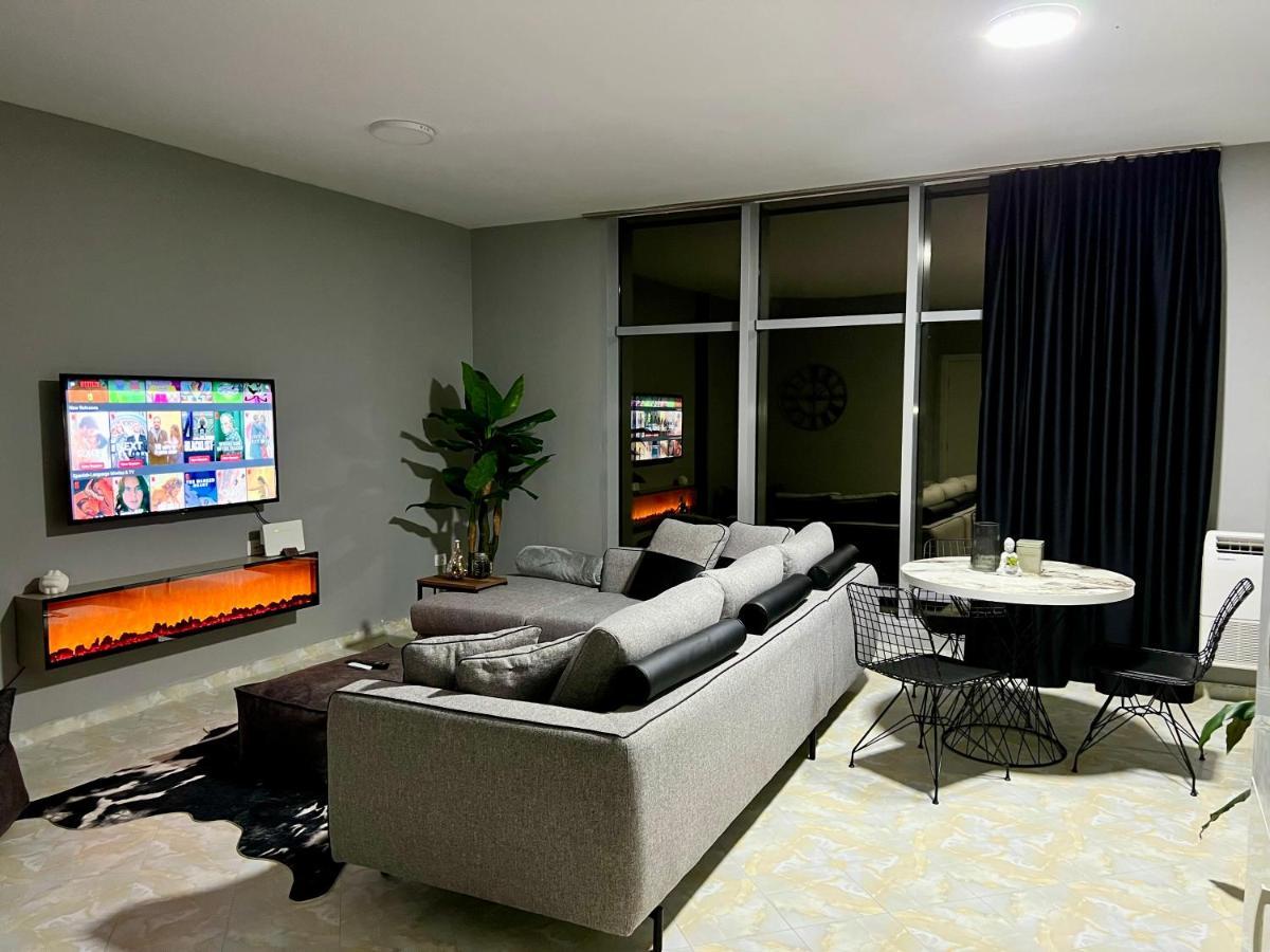 Lift @Vollga With Bbq And Patio Apartment Durres Ngoại thất bức ảnh
