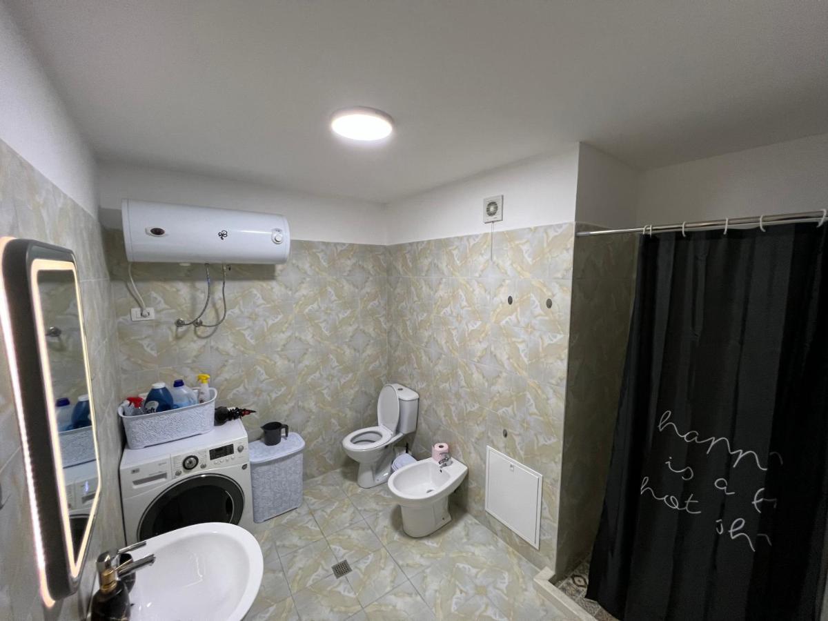 Lift @Vollga With Bbq And Patio Apartment Durres Ngoại thất bức ảnh